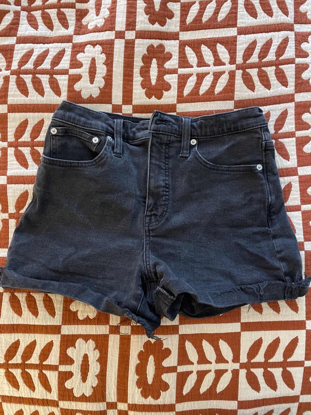 Madewell Black High-Rise Denim Shorts in Washed Black
